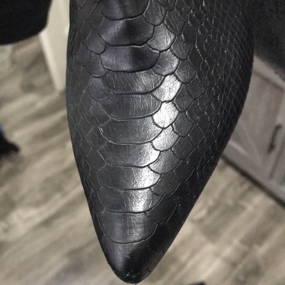 Calvin Klein ladies boots - Picture 6 of 8